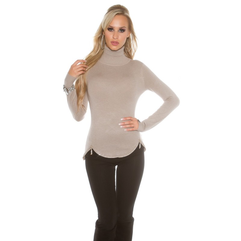 Maglioncino color cappuccino a collo alto con zip tg. unica 38/42 Maglioncino color cappuccino a collo alto con zip tg. unica 38/42