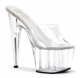 sandali pleaser